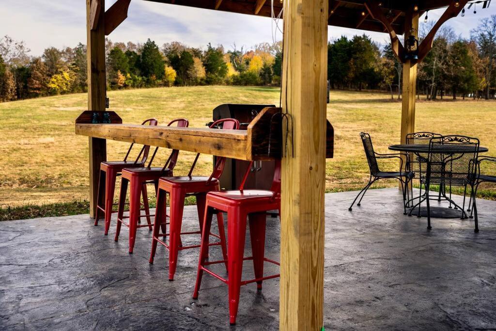 Bourbon Trail: Caboose On The Farm *
